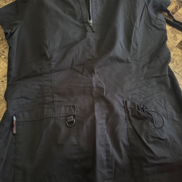 Scrub set - Picture 2 of 3